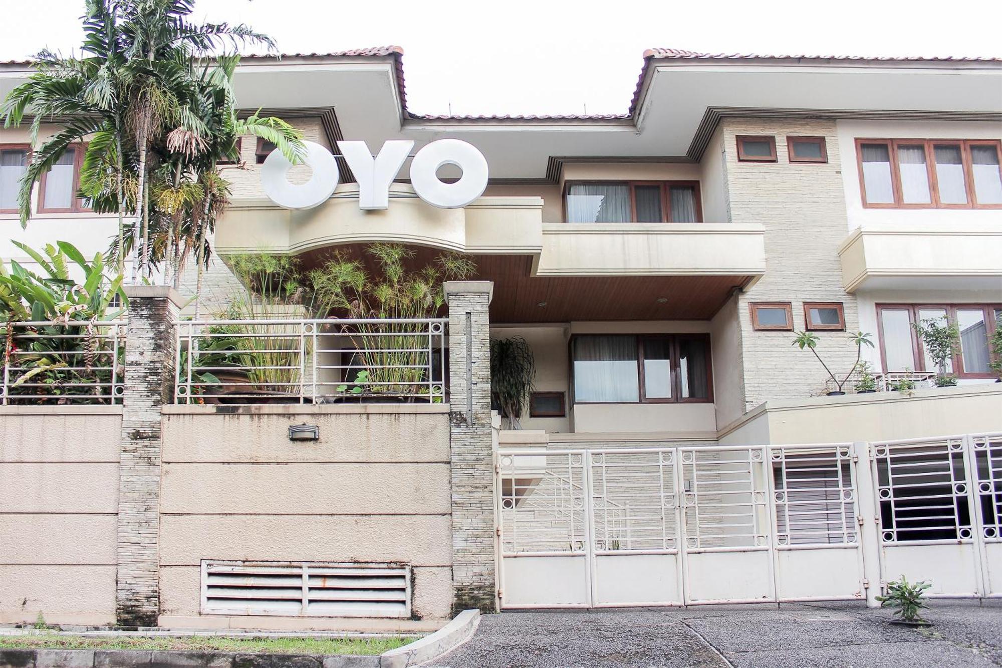 מלון ג'קרטה Super Oyo 123 Puri Lotus מראה חיצוני תמונה